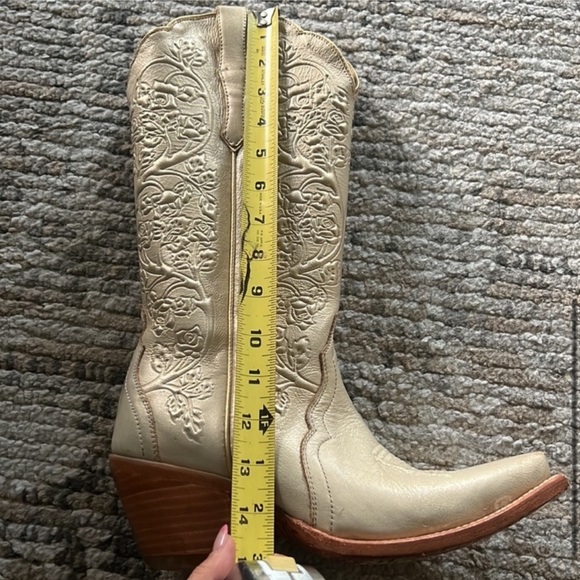 Ariat Cowboy Boots - Picture 5 of 6